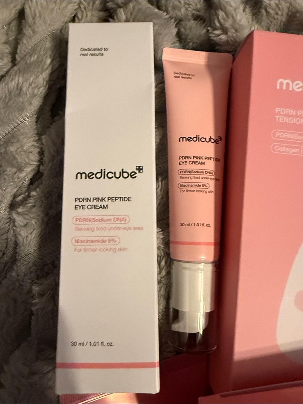 Medicube - Picture 2 of 6
